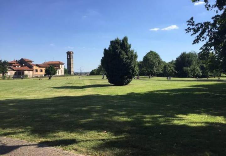 Appartamento Vicino Ai Laghi E Aereoporto Di Malpensa Cassano Magnago Luaran gambar